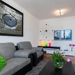 Appartamento White Towers Residences Zara