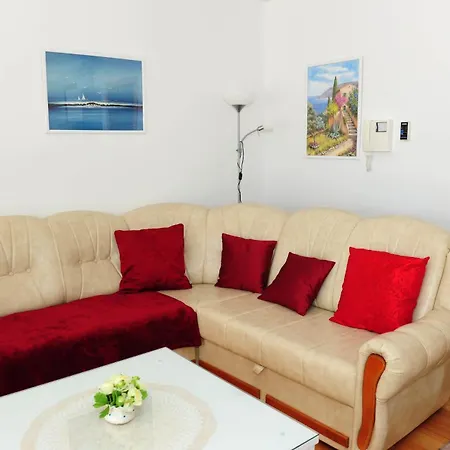 Апартаменти White Towers Residences Задар